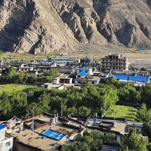 जोमसोमस्थित झोलुङ्गे पुलबाट खसेर पोखराका प्रकाश मल्लको मृत्यु